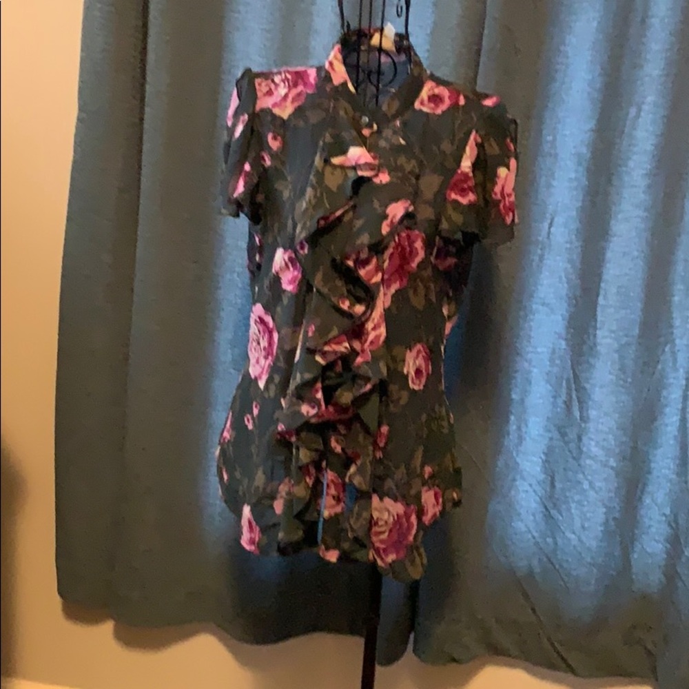 Flower sleeve blouse, great for under a sweater